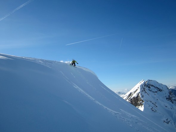 Captain Snowbeard cornice drop