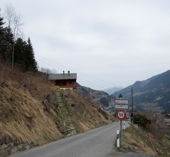 Champery - An unexpected walk into Champery from Les Crosets (spot the telecabin in the photo)
